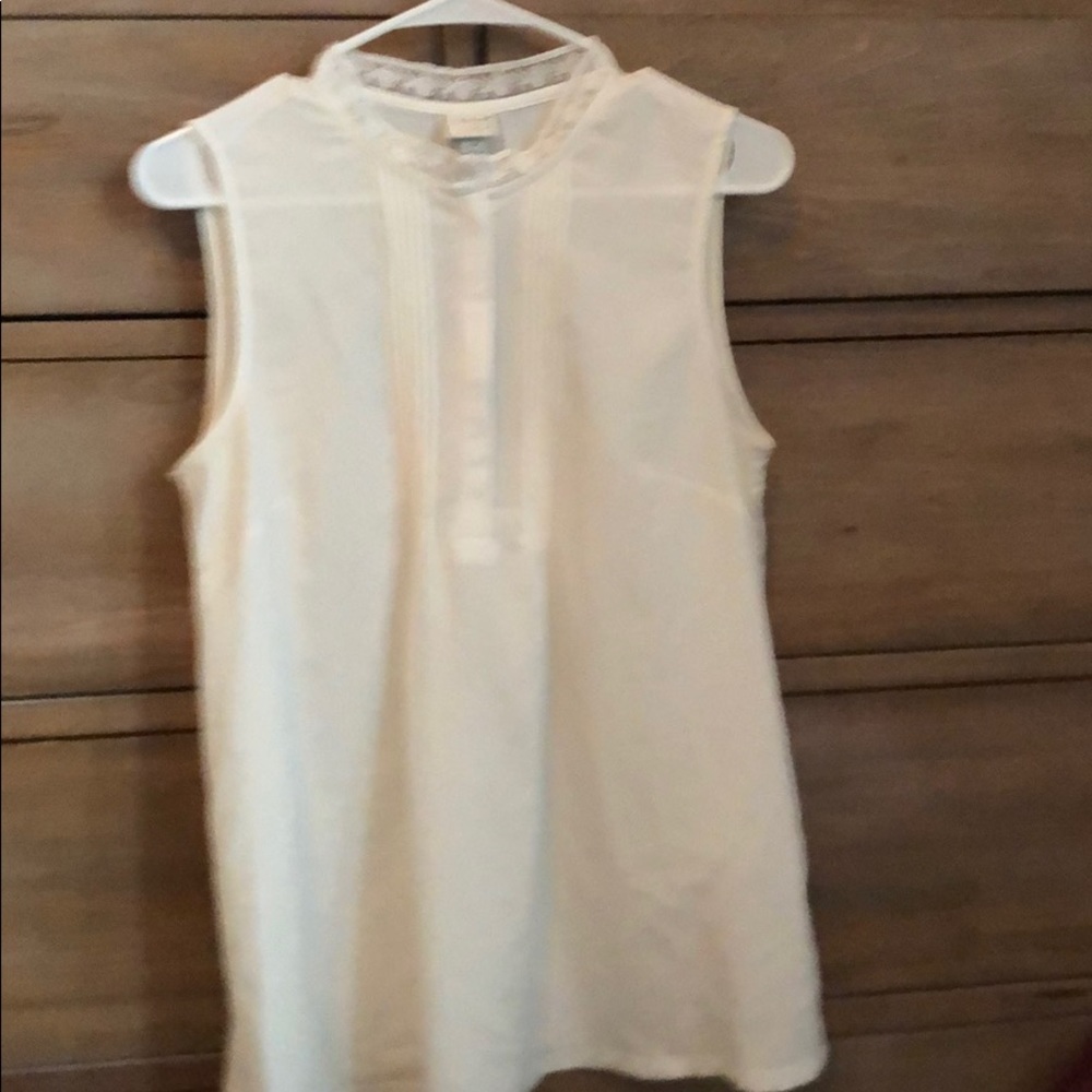 A New Day white sleeveless tunic